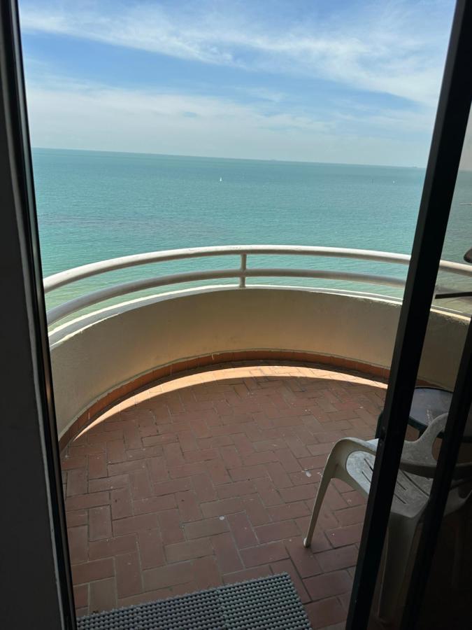 Apartment Mila Seaview Regency Tanjung Tuan