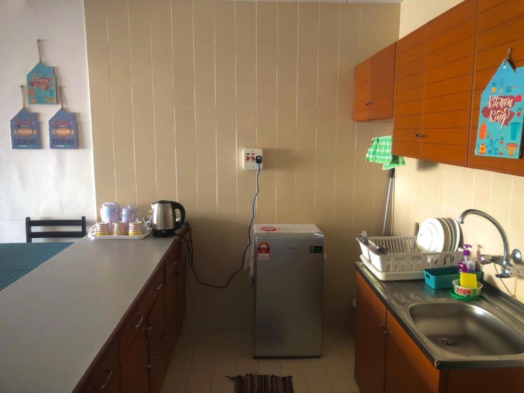 Mila Seaview Regency Tanjung Tuan Apartment *